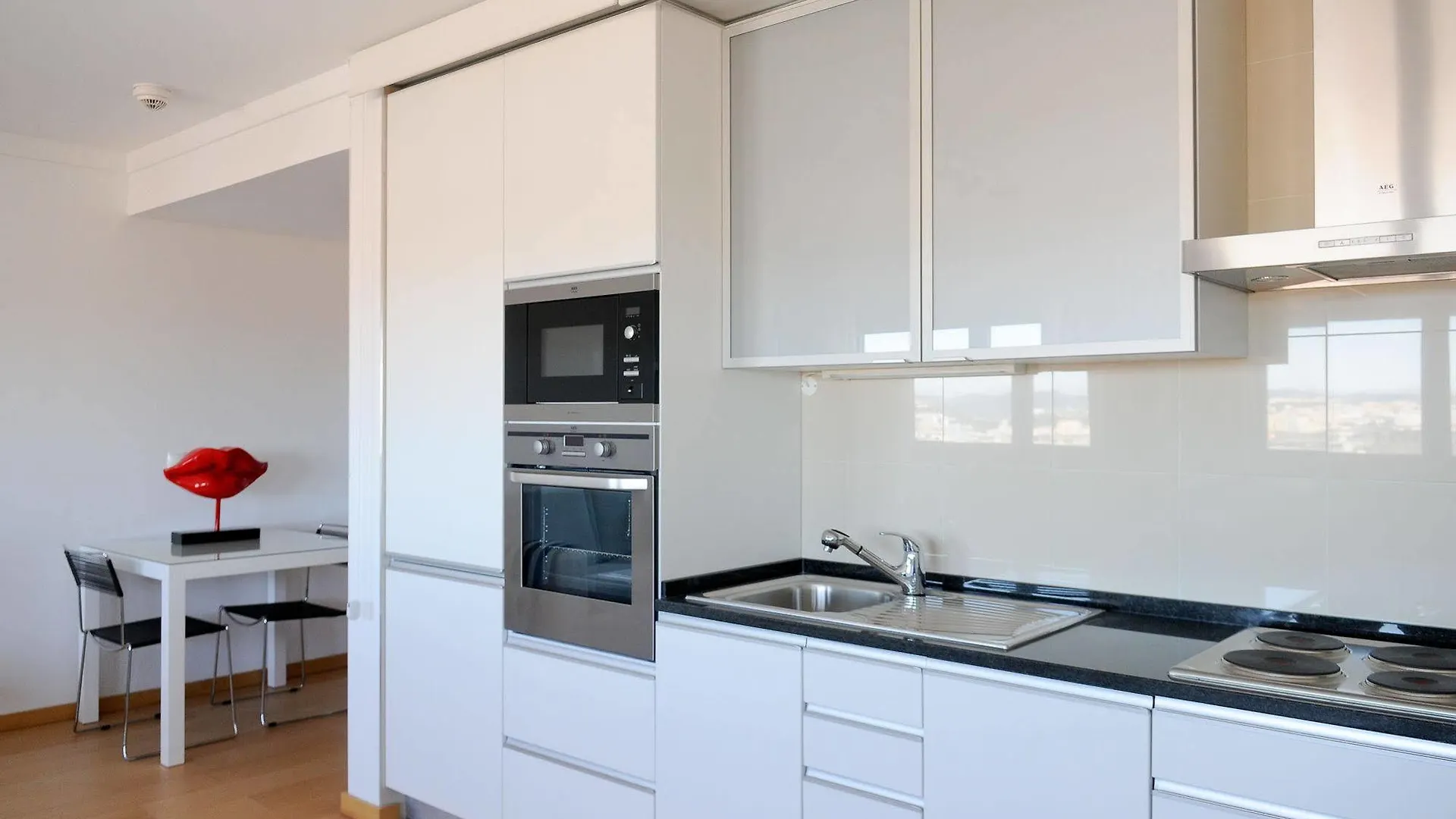 Panoramic Living Apartment Lisbon Portugal